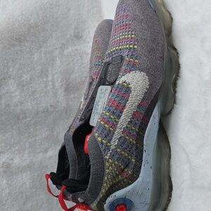 Nike Air VaporMax 2020 Flyknit Smoke Grey Multi Color.Dead Stock.